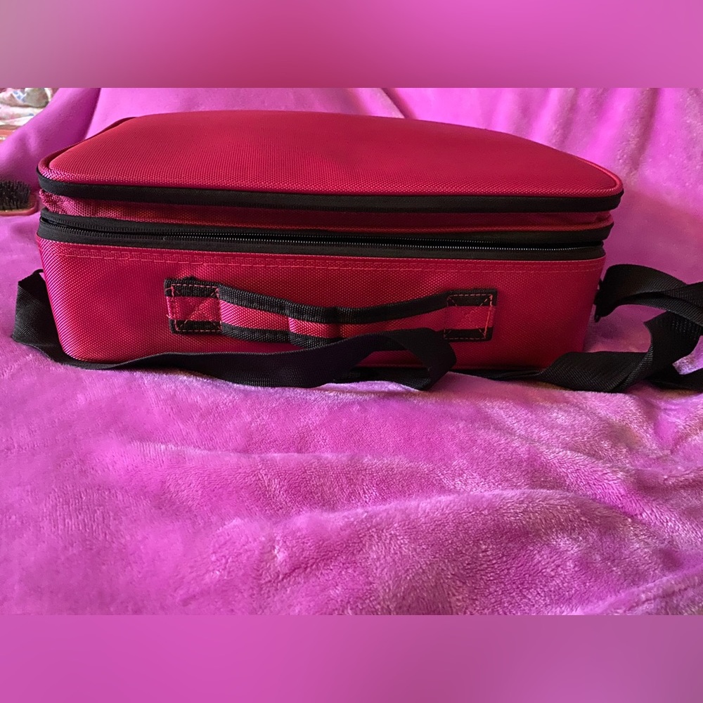 Traveling layered makeup case